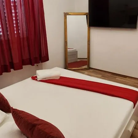 Apartmán Sea View Villa Apartment - Beachside, With Private Pool, Tropical Garden & Terrace *