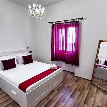 Sea View Villa Apartment - Beachside, With Private Pool, Tropical Garden & Terrace Split