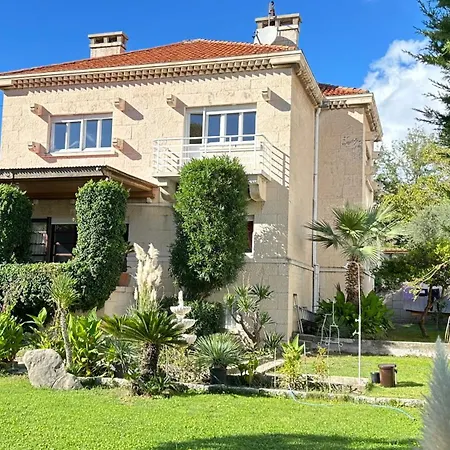 Sea View Villa Apartment - Beachside, With Private Pool, Tropical Garden & Terrace Split