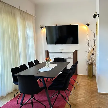 Apartment On Location, With Pool, Sea View And Exotic Garden *