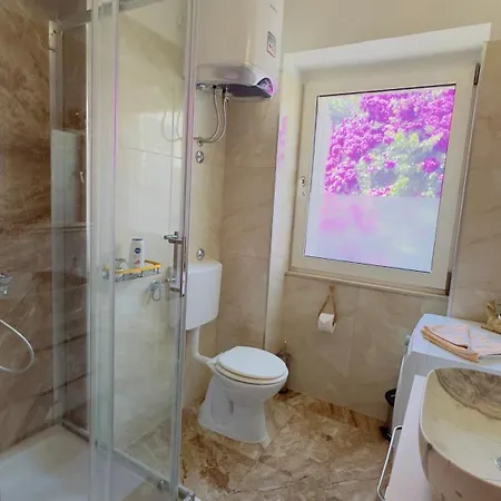 Sea View Villa Apartment - Beachside, With Private Pool, Tropical Garden & Terrace *
