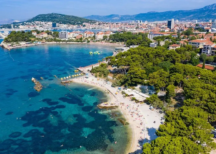 On Location, With Pool, Sea View And Exotic Garden * Spalato