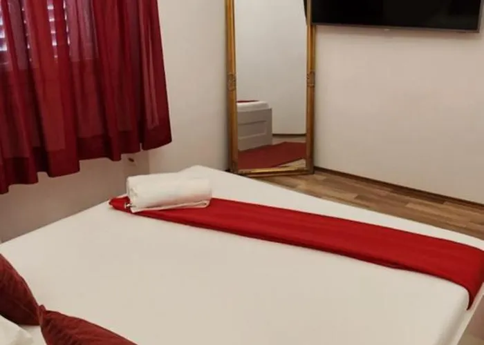 Appartamento On Location, With Pool, Sea View And Exotic Garden *