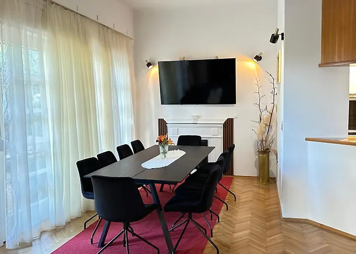 Appartamento On Location, With Pool, Sea View And Exotic Garden *