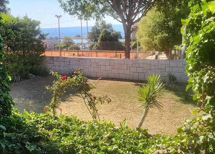 On Location, With Pool, Sea View And Exotic Garden Appartamento Spalato